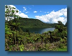 44 Green Lake in Rotorua